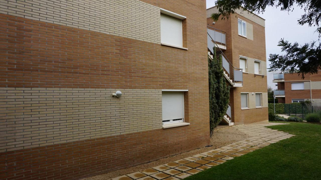 Encantador Apartamento Familiar 4 Px Con Terraza, Parking Y Wi-Fi En Llança Exterior foto